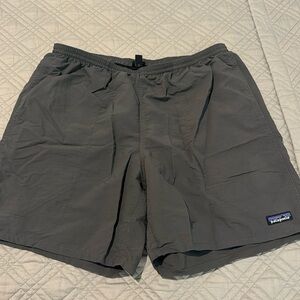 Patagonia Mens Large Baggies Shorts Gray
